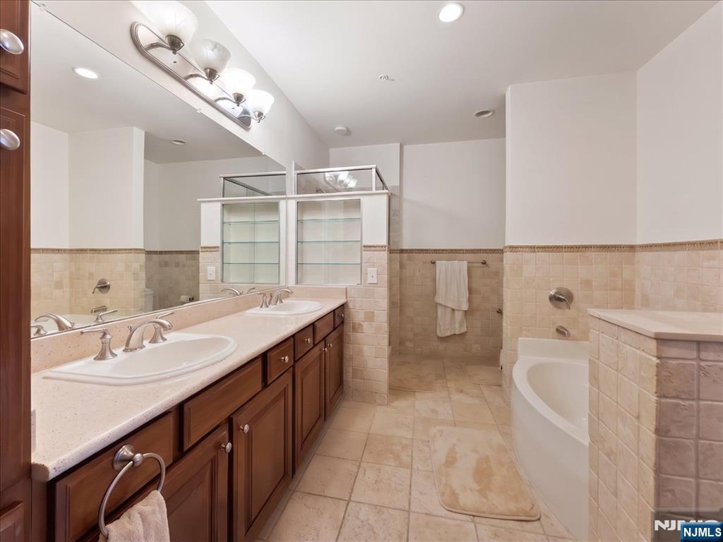 20 Ave At Port Imperial, #429, West New York, NJ 07093 Listing Photo  20