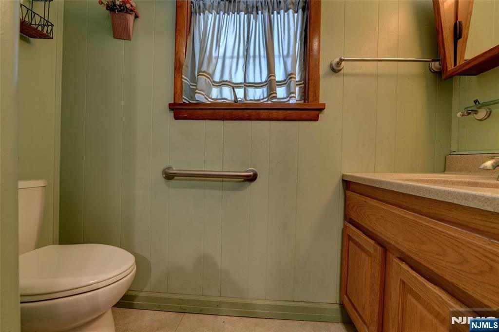 15-14 Bellair Avenue, Fair Lawn, NJ 07410 Listing Photo  16