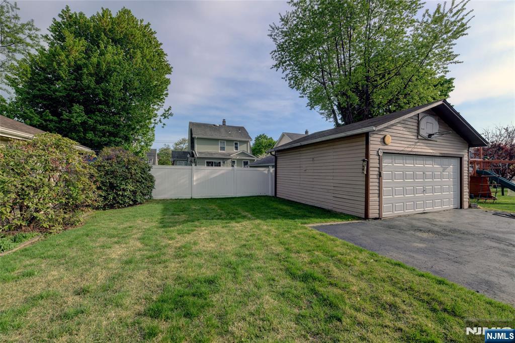 15-14 Bellair Avenue, Fair Lawn, NJ 07410 Listing Photo  32
