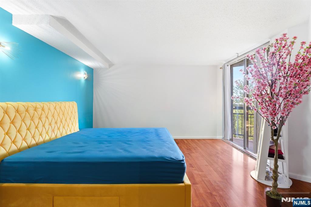 831 Harmon Cove Tower