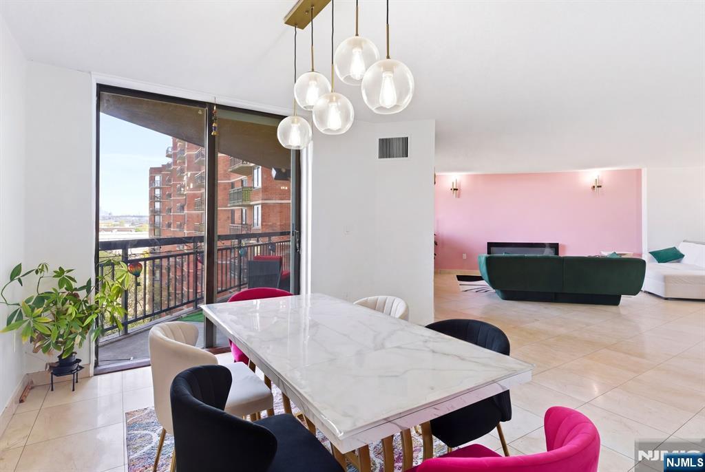 831 Harmon Cove Tower