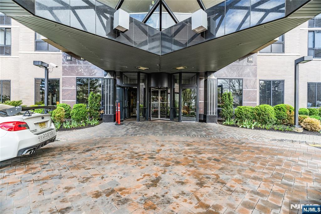 2 Feldman Court, Paramus, NJ, 07652