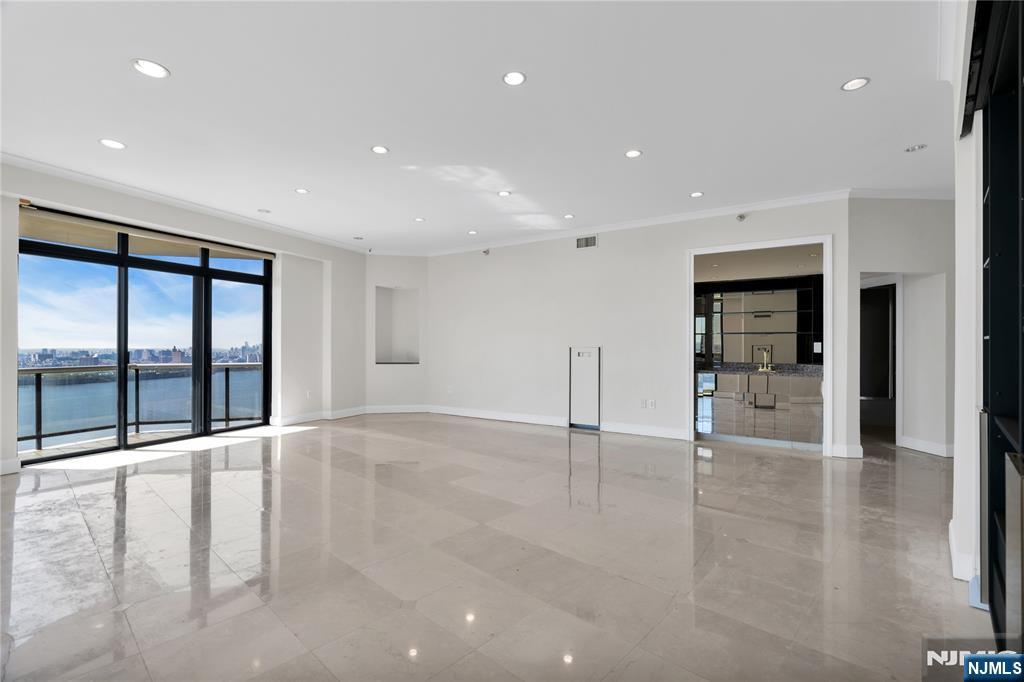 1512 Palisade Avenue, #20H, Fort Lee, NJ 07024 Listing Photo  7