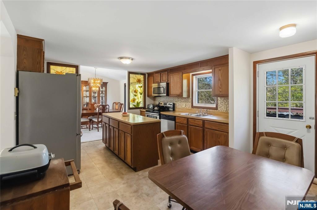 400 Lake Shore Drive, West Milford, NJ 07421 Listing Photo  13