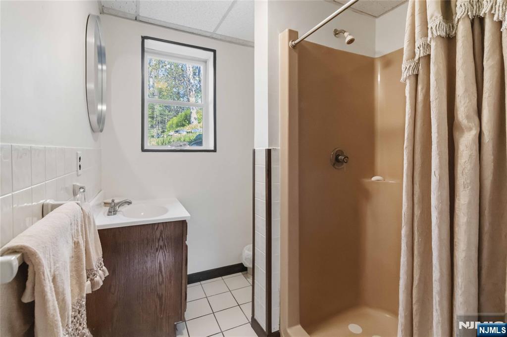 400 Lake Shore Drive, West Milford, NJ 07421 Listing Photo  35