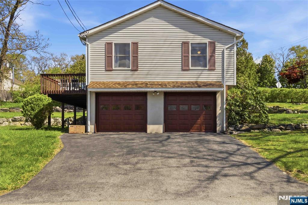 400 Lake Shore Drive, West Milford, NJ 07421 Listing Photo  40