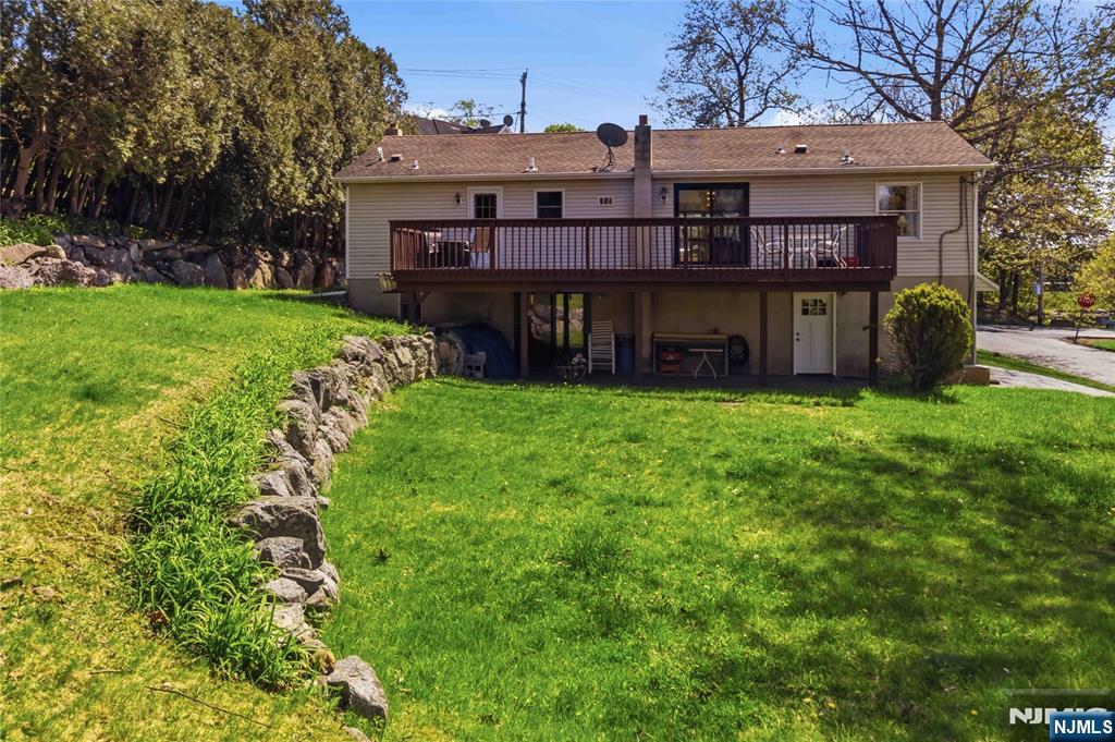400 Lake Shore Drive, West Milford, NJ 07421 Listing Photo  42