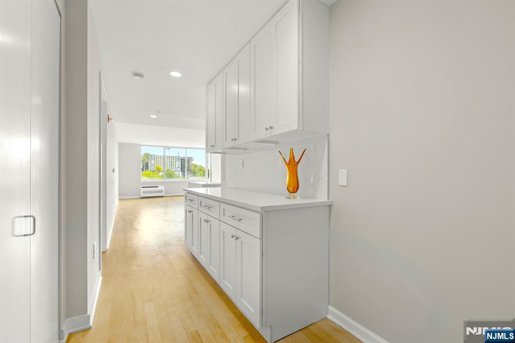 310 Hudson Pk #310, Edgewater, NJ 07020