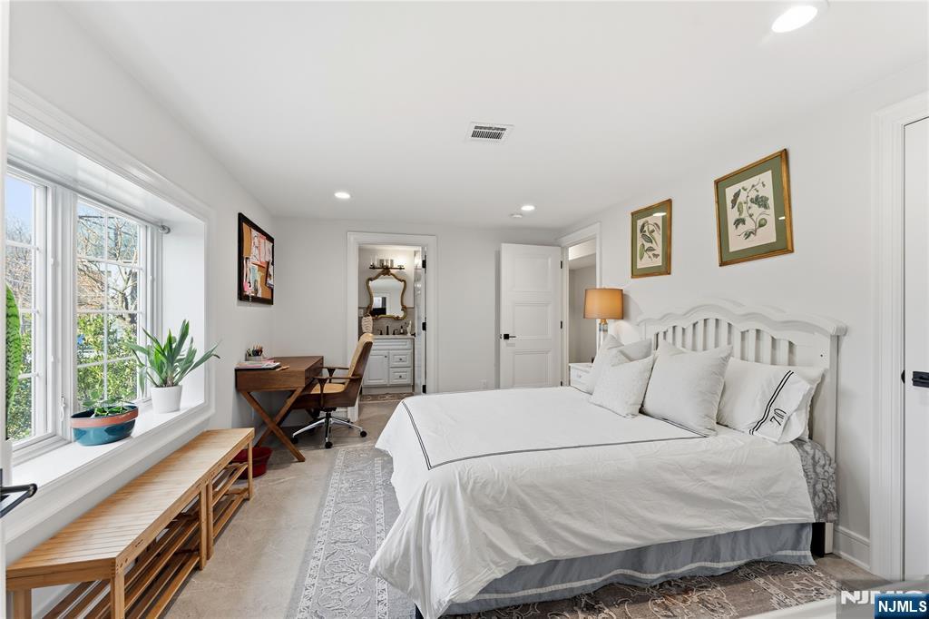 281 Beaufort Avenue — photo 11