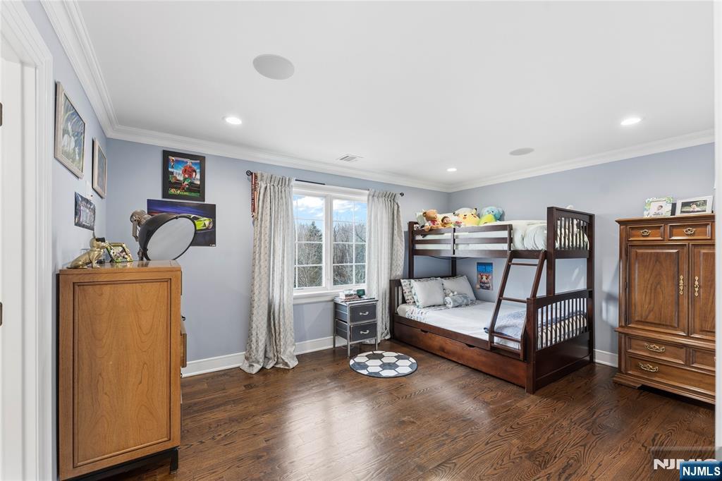 281 Beaufort Avenue — photo 18