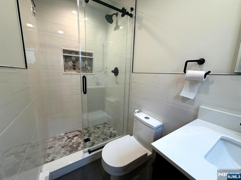 44 Willow Wood, #1, East Rutherford, NJ 07073 Listing Photo  24