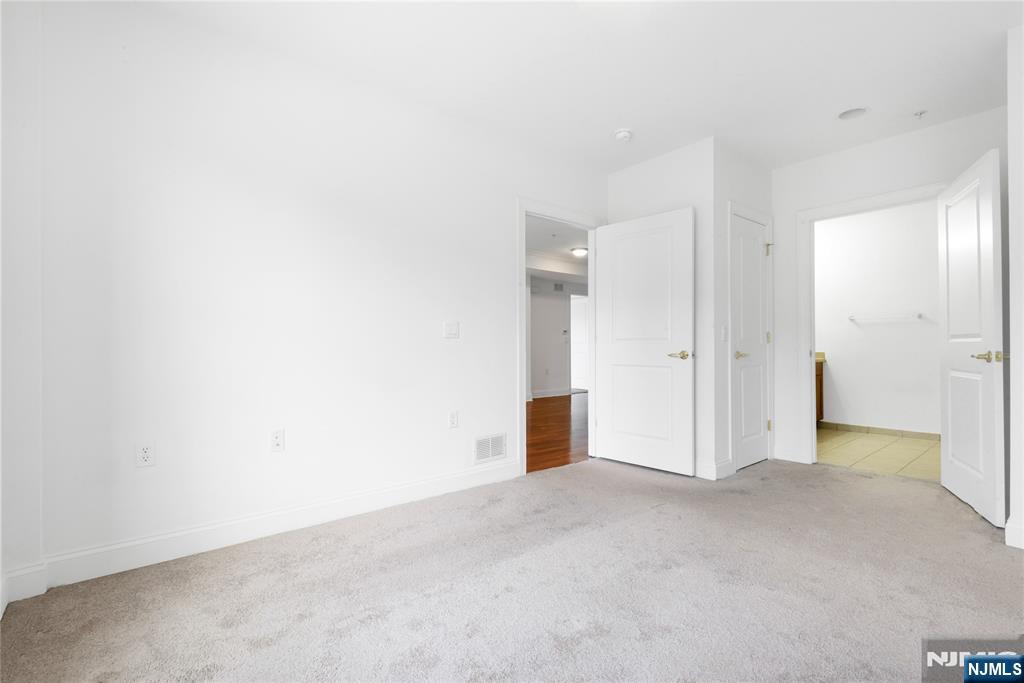 Primary with en-suite bathroom