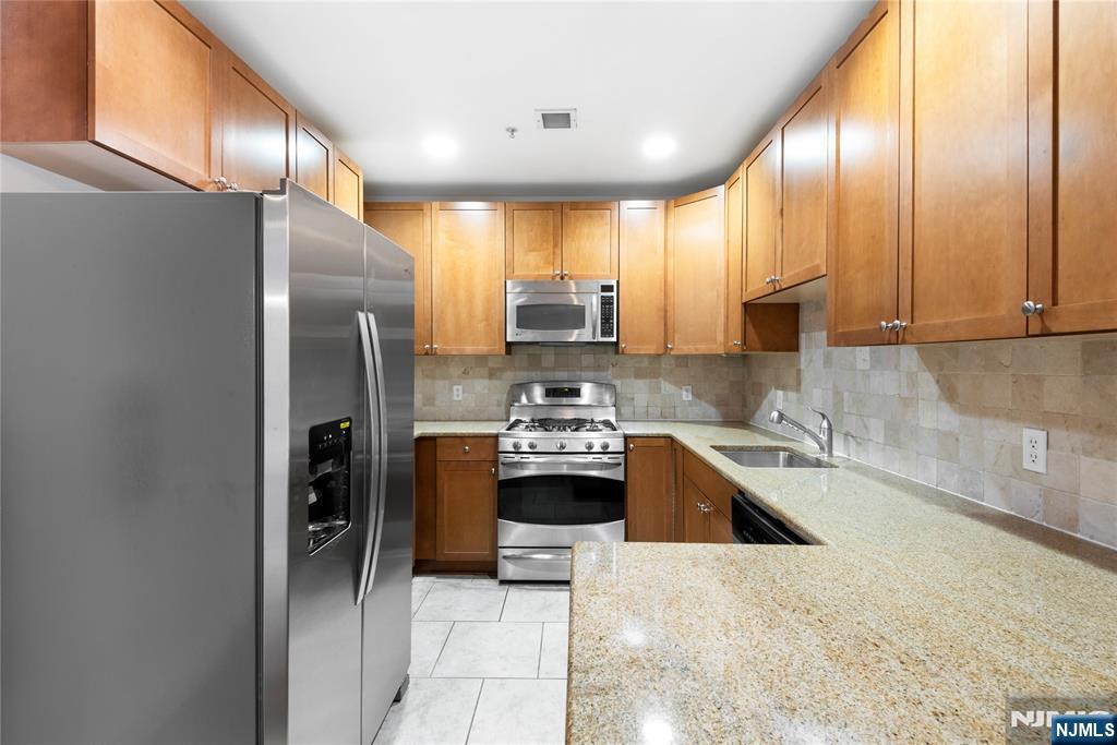 54 Polifly, #311, Hackensack, NJ 07601 Listing Photo  6