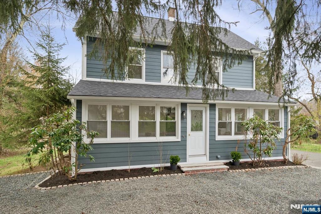 686 Meyersville Road - Photo 3