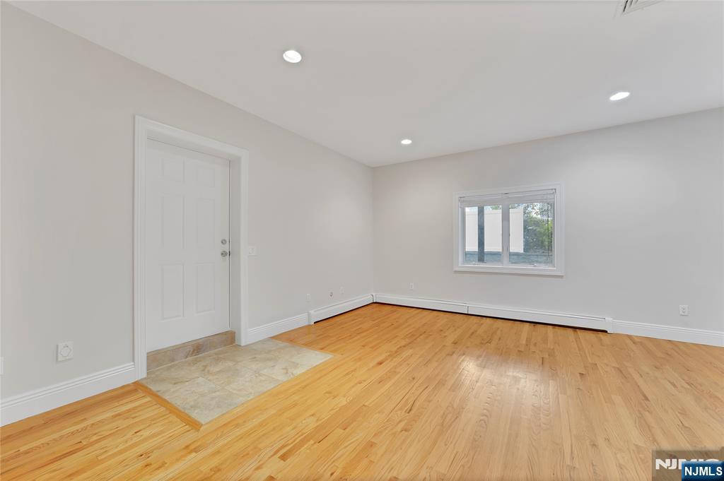 236 COLUMBUS Avenue #A — photo 12