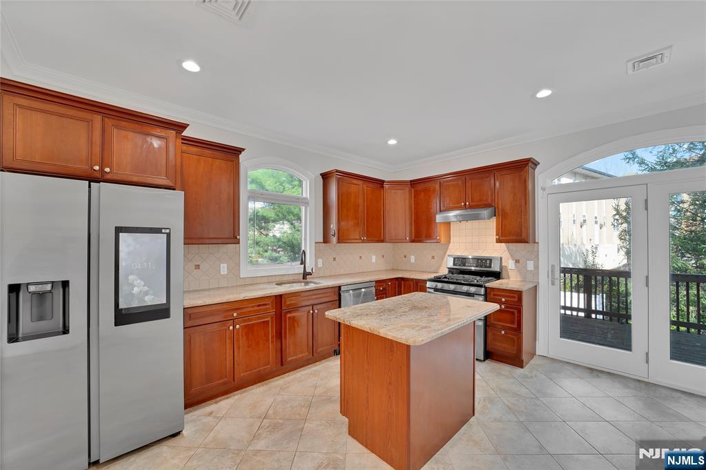 236 COLUMBUS Avenue A - Photo 5