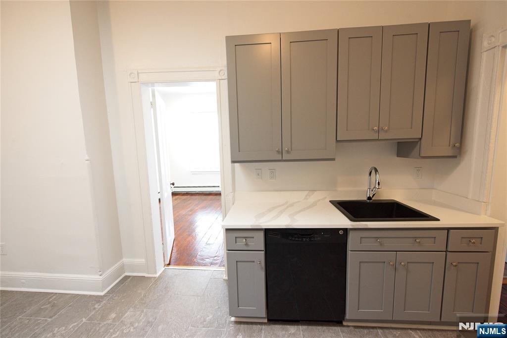 312 Main Street - Photo 4