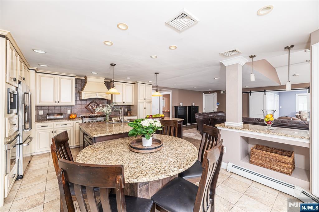 19 Harwood Place, Wayne, NJ 07470 Listing Photo  20