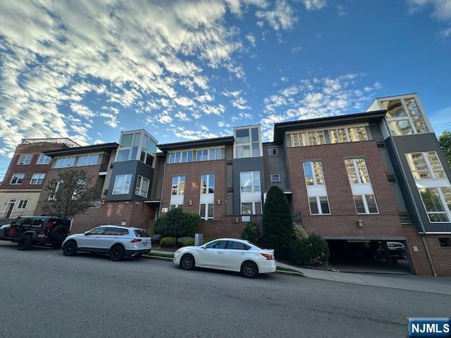 255 Laird Avenue 6 - Photo 1