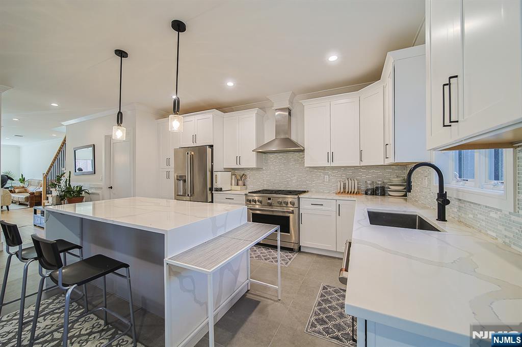 529 Lincoln Street, #B, Palisades Park, NJ 07650 Listing Photo  11