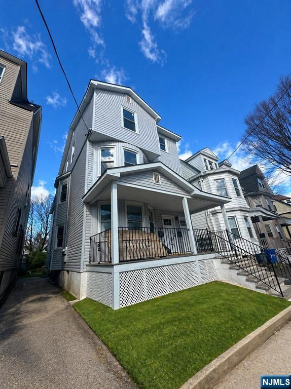 105 7th Street - Photo 2