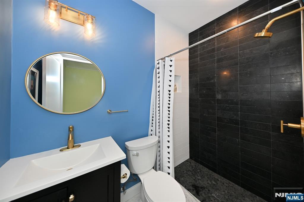 11 Lincoln Avenue — photo 21