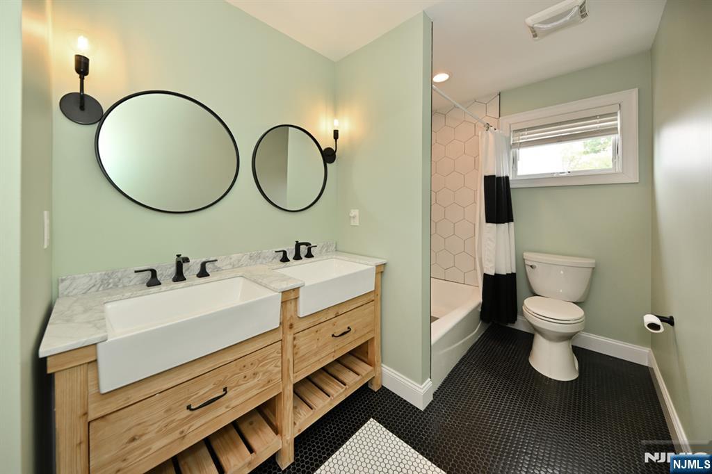 11 Lincoln Avenue — photo 30