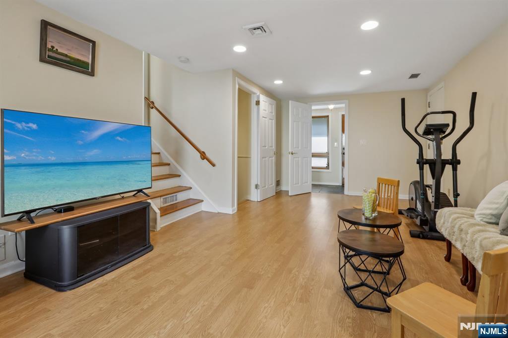 267 Pershing Avenue — photo 18