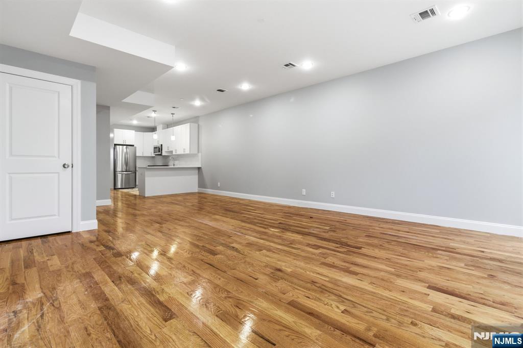 510 S 15th - Photo 5