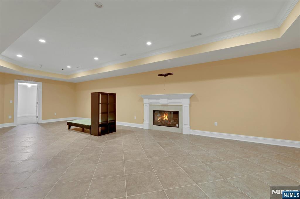 414 Bellaire Drive — photo 29