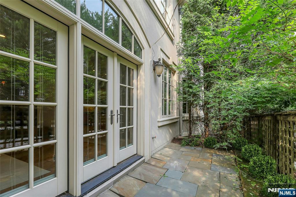 414 Bellaire Drive — photo 34