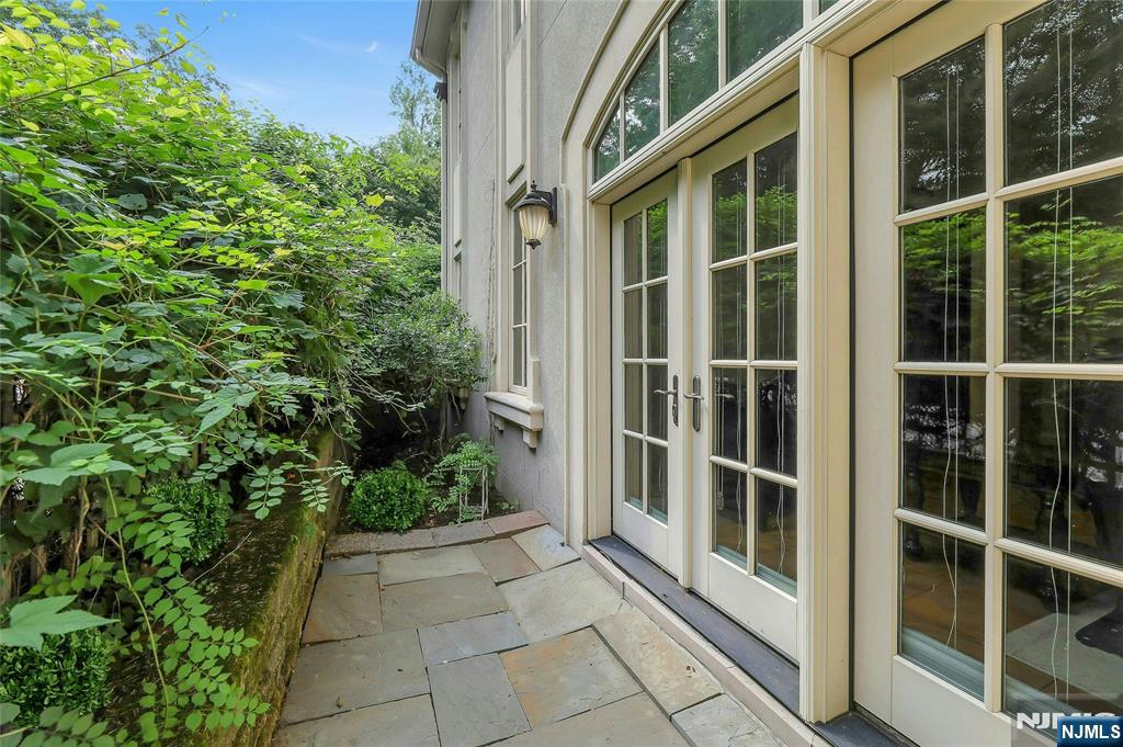 414 Bellaire Drive — photo 35