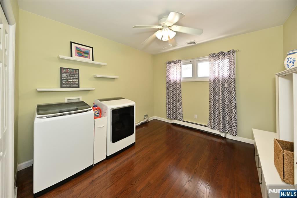 409 Walnut Street — photo 12