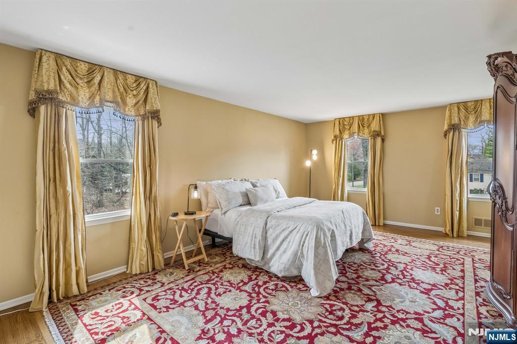 2 Barnstable Court — photo 25