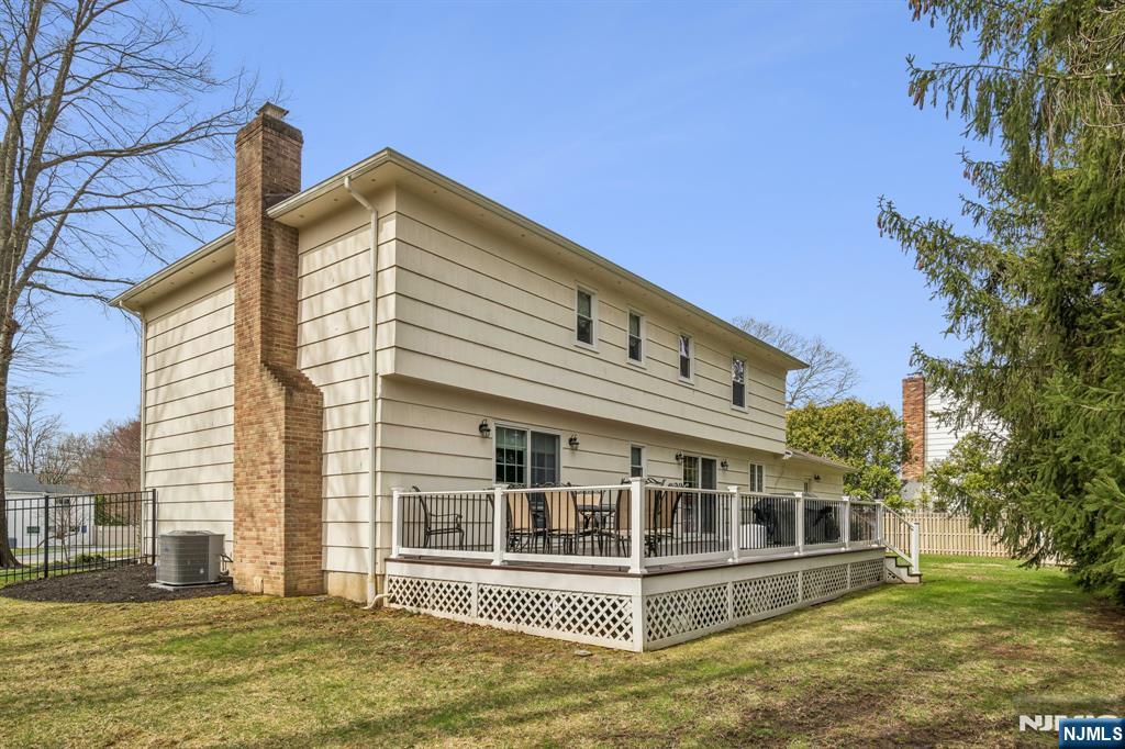 2 Barnstable Court — photo 42