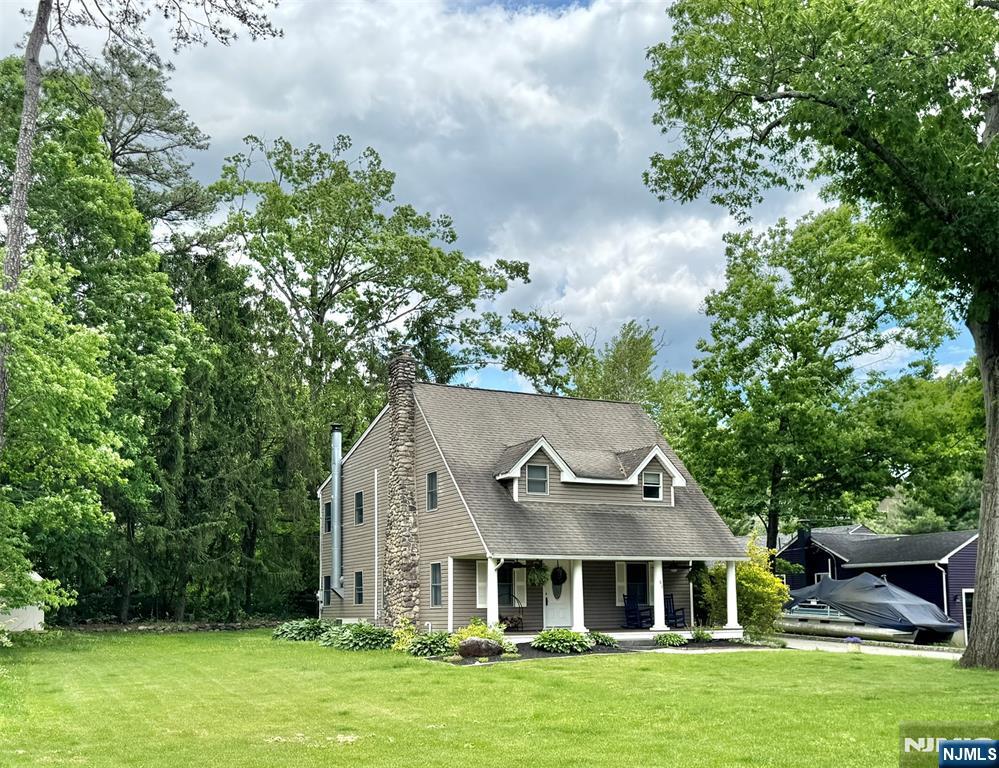 63 Ramapo Road - Photo 2