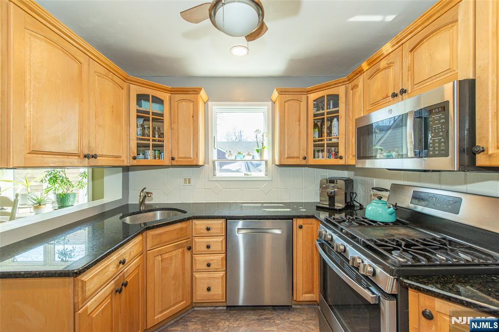 63 Ramapo Road, West Milford, NJ 07421 Listing Photo  14