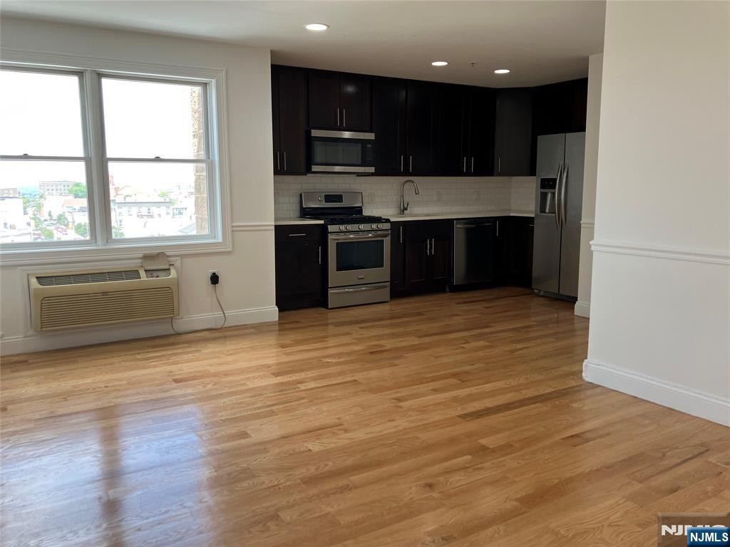 3rd image of 315 7Th St #602, Union City, NJ 07087 | MLS# 26015190