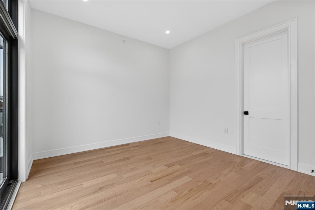 522 Valley Road #2 — photo 18