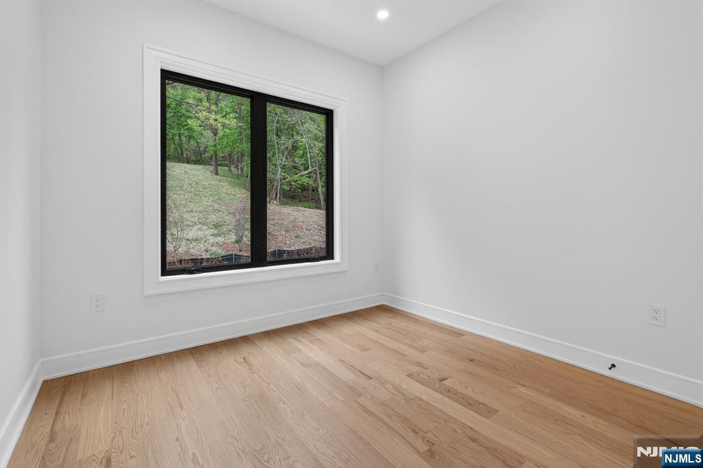 522 Valley Road #2 — photo 22