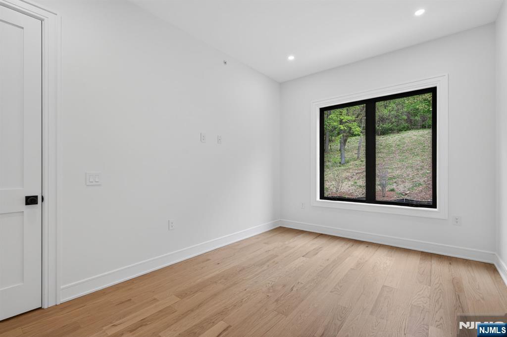 522 Valley Road #2 — photo 28