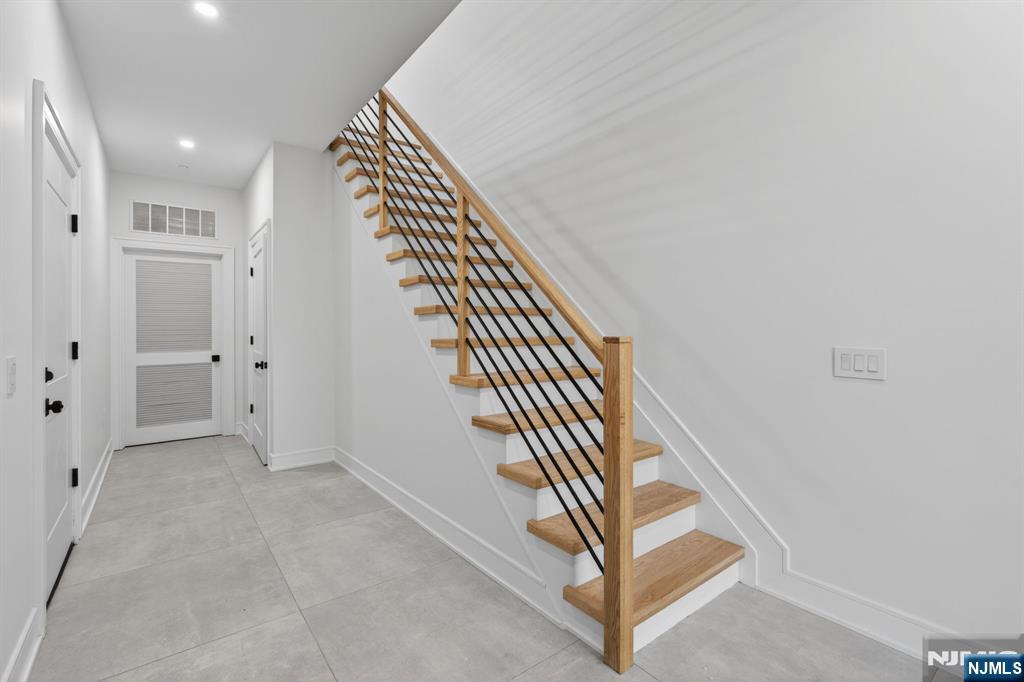 522 Valley Road #2 — photo 4