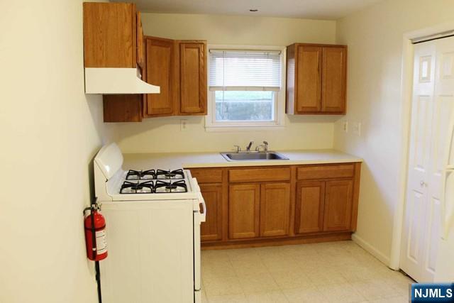 78 Gaston Avenue 1st floor - Photo 3