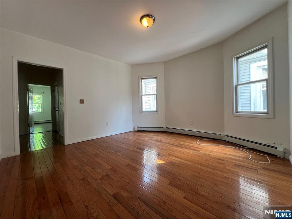 182 19th Street 2 - Photo 4