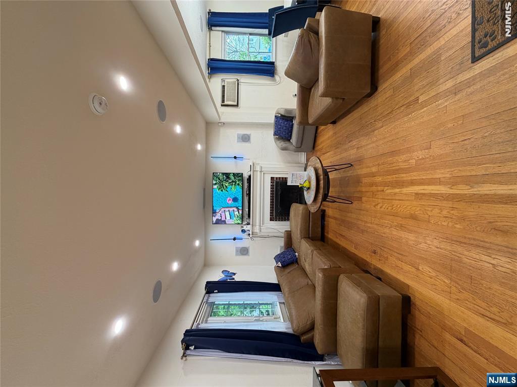 600 Palisade Avenue, Teaneck, NJ 07666 Listing Photo  17
