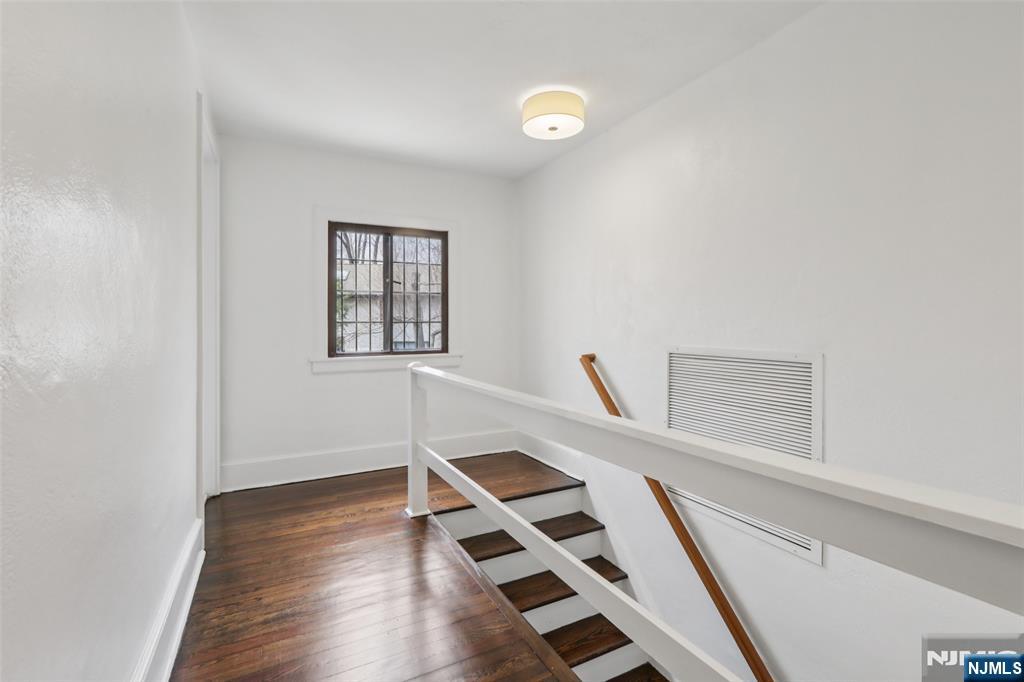 400 Heights Road — photo 26