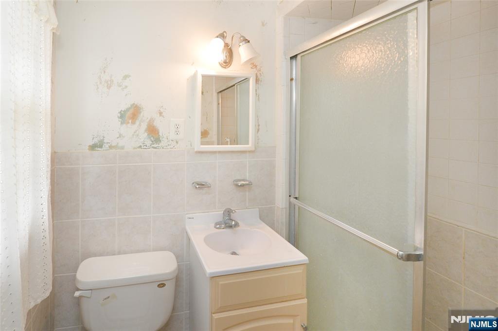 5-10 Dorothy Street, Fair Lawn, NJ 07410 Listing Photo  14