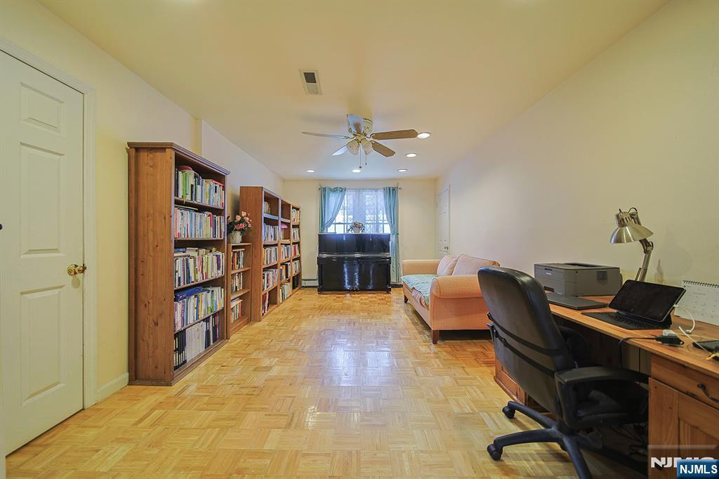 18 Carter Street — photo 20