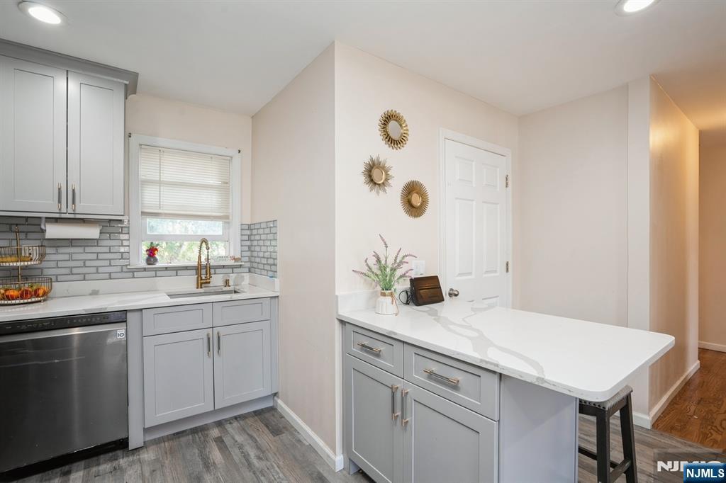298 Nedellec Drive — photo 19
