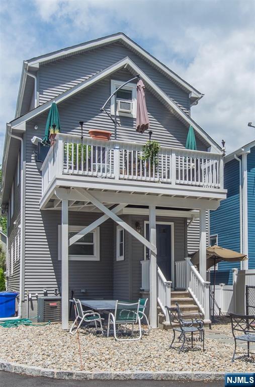 11 Central Avenue